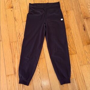 Womens Vuori Joggers size Small